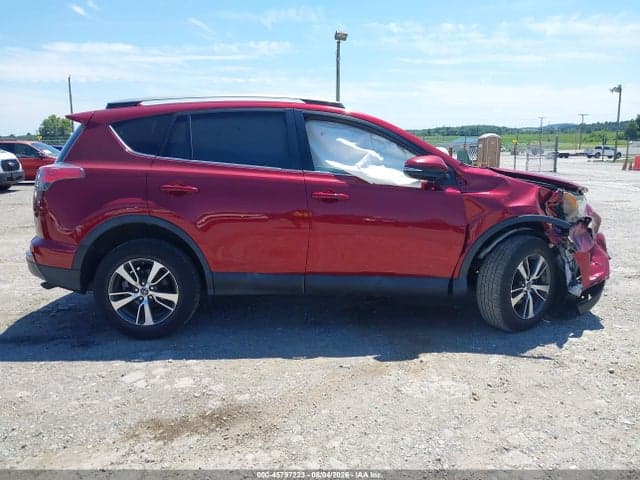 2018 TOYOTA RAV4 XLE 13