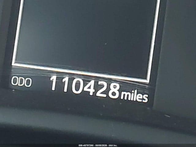 2018 TOYOTA COROLLA SE 16