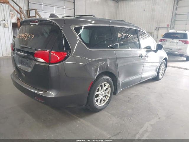 2021 CHRYSLER VOYAGER LXI 4
