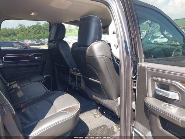 2024 RAM 2500 LARAMIE 4X4 6'4 BOX 8