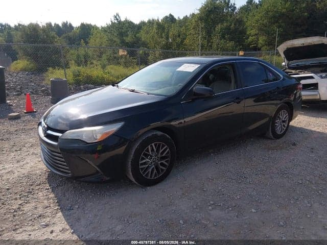 2017 TOYOTA CAMRY LE 2