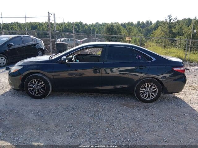 2017 TOYOTA CAMRY LE 14