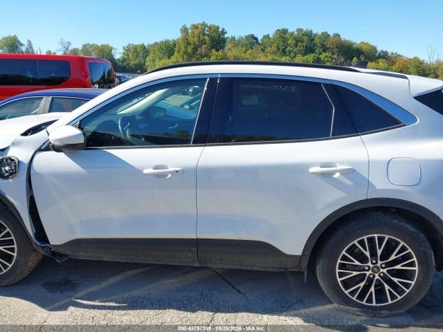 2023 FORD ESCAPE PHEV 14