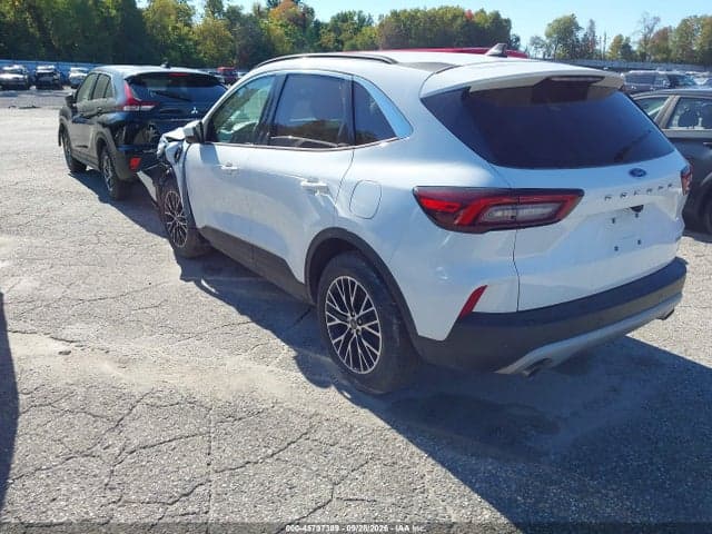 2023 FORD ESCAPE PHEV 3