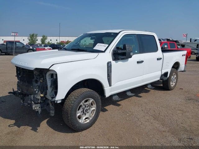 2025 FORD F-250 XLT 2