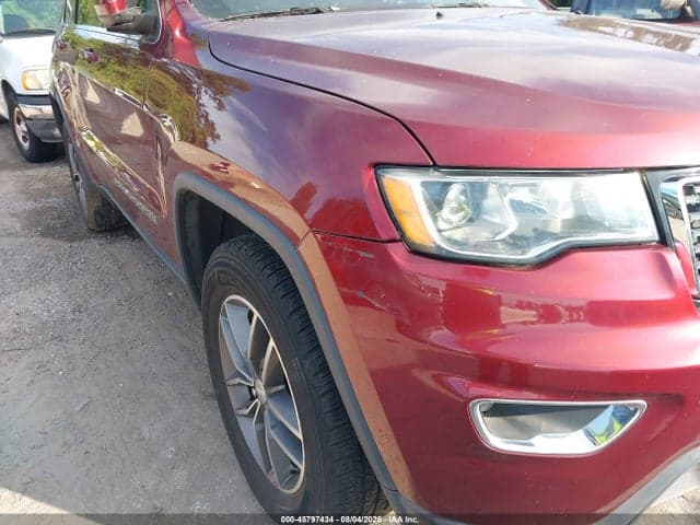 2018 JEEP GRAND CHEROKEE LAREDO E 4X4 17