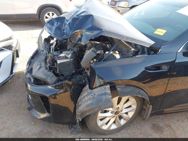 2018 KIA OPTIMA S 6