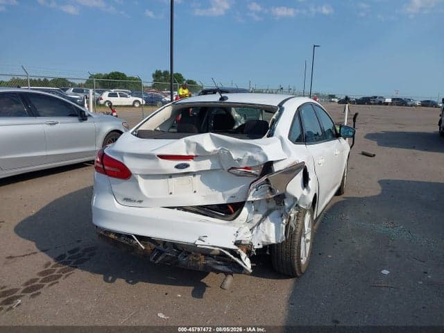 2017 FORD FOCUS SE 6