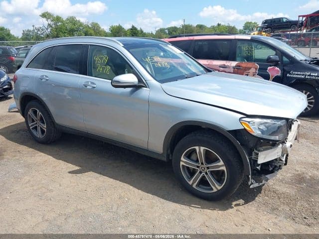 2017 MERCEDES-BENZ GLC 300 4MATIC - 1