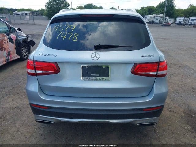 2017 MERCEDES-BENZ GLC 300 4MATIC 17