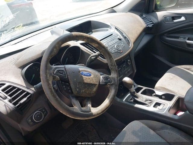 2017 FORD ESCAPE SE 11