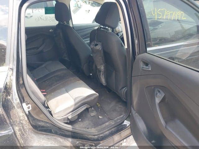 2017 FORD ESCAPE SE 8