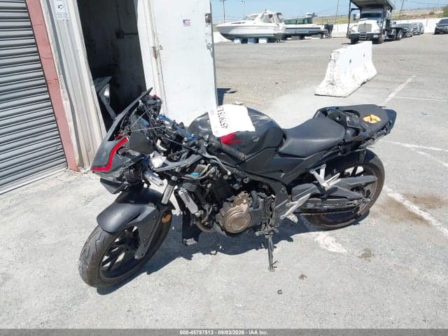 2019 HONDA CBR500 RA 2