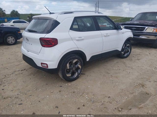 2026 HYUNDAI VENUE SEL 4