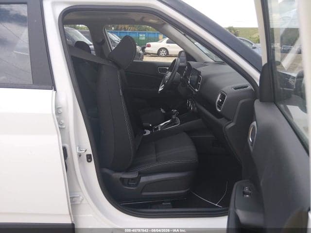 2026 HYUNDAI VENUE SEL 5