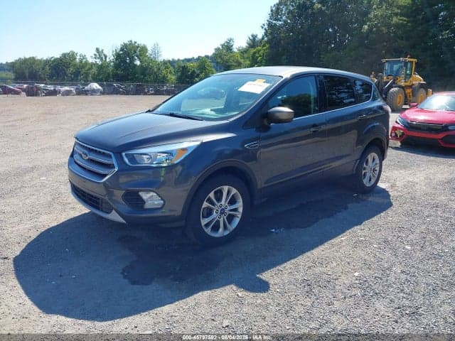 2017 FORD ESCAPE SE 2