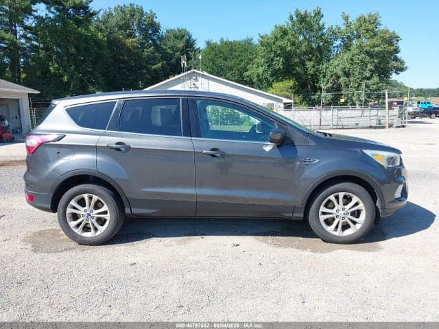 2017 FORD ESCAPE SE 14