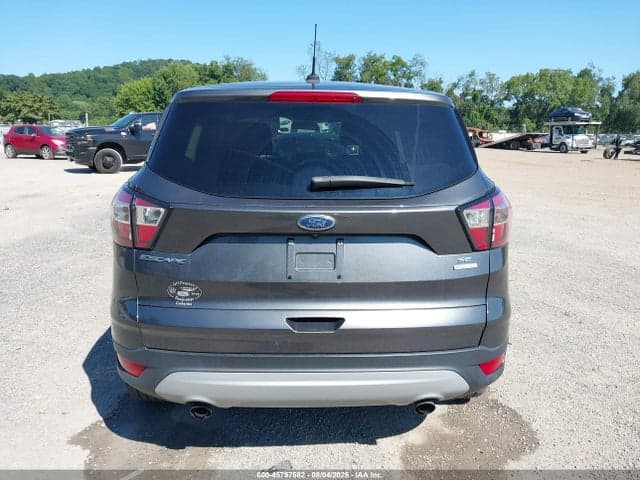 2017 FORD ESCAPE SE 17