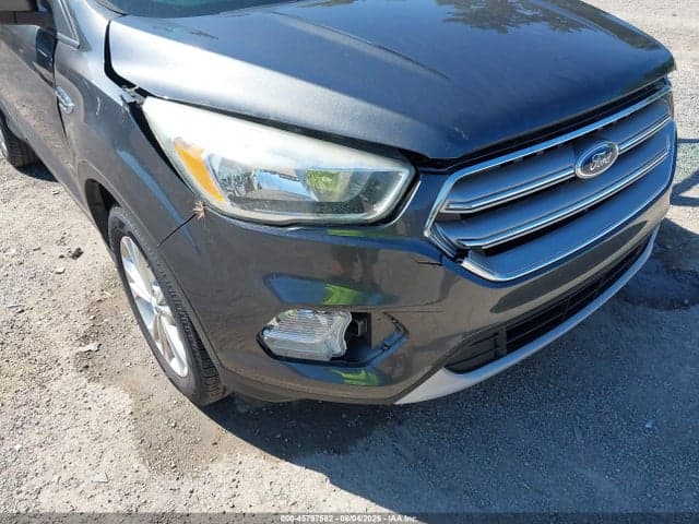 2017 FORD ESCAPE SE 6
