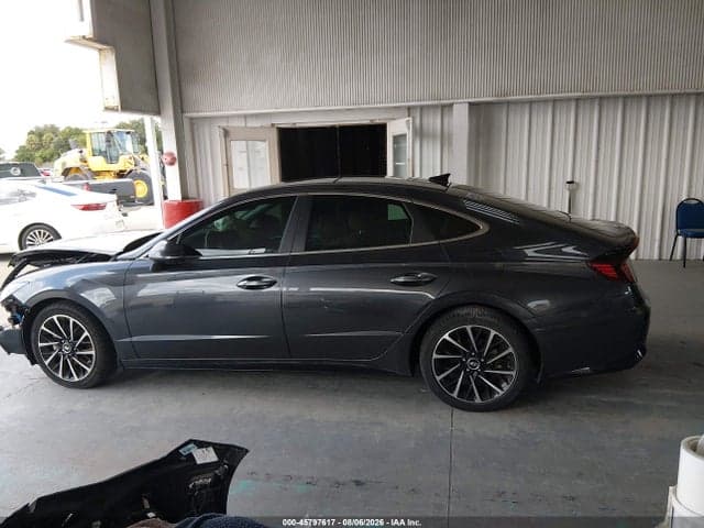 2021 HYUNDAI SONATA LIMITED 15