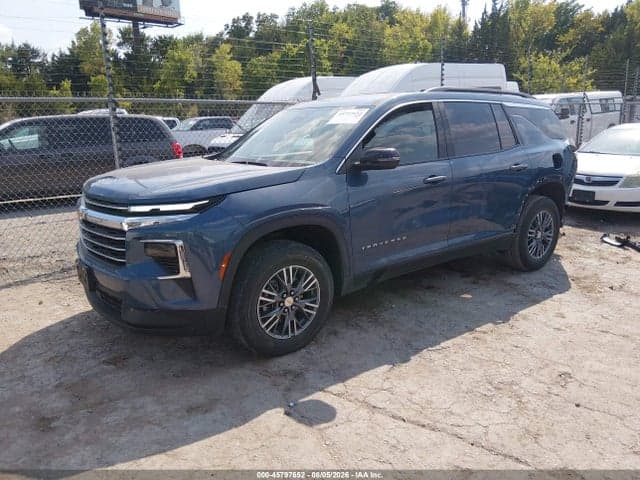 2025 CHEVROLET TRAVERSE FWD LT 2