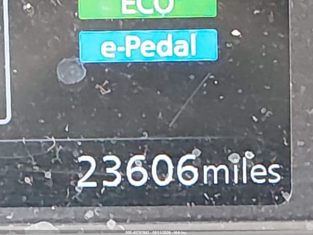 2019 NISSAN LEAF SV 12