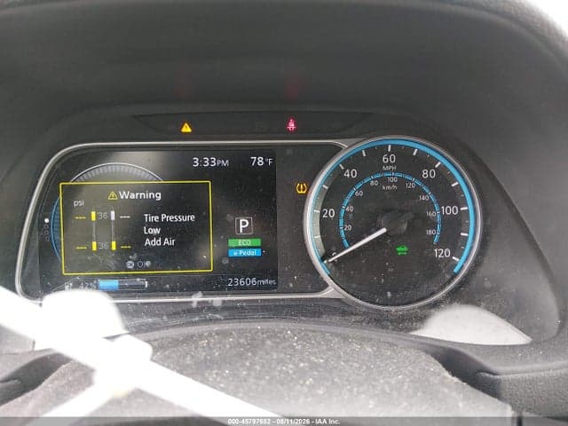 2019 NISSAN LEAF SV 13