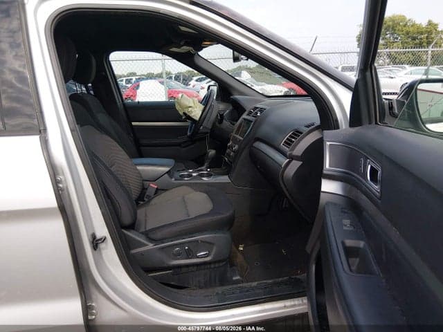 2018 FORD EXPLORER XLT 5