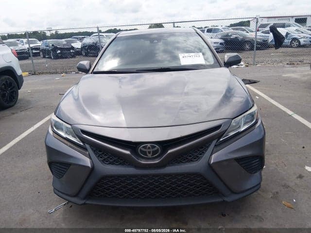 2019 TOYOTA CAMRY SE 13