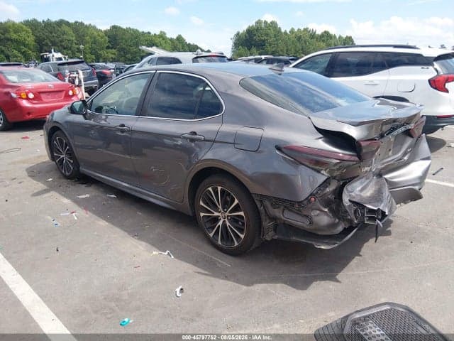 2019 TOYOTA CAMRY SE 3