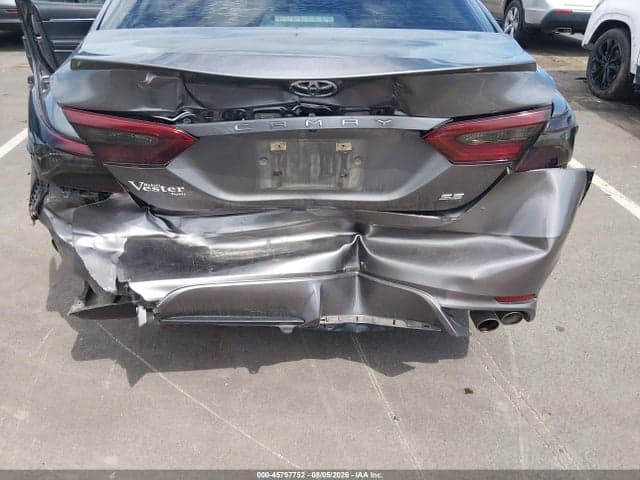 2019 TOYOTA CAMRY SE 6
