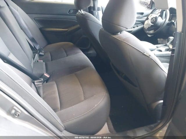 2025 NISSAN ALTIMA SV AWD 8