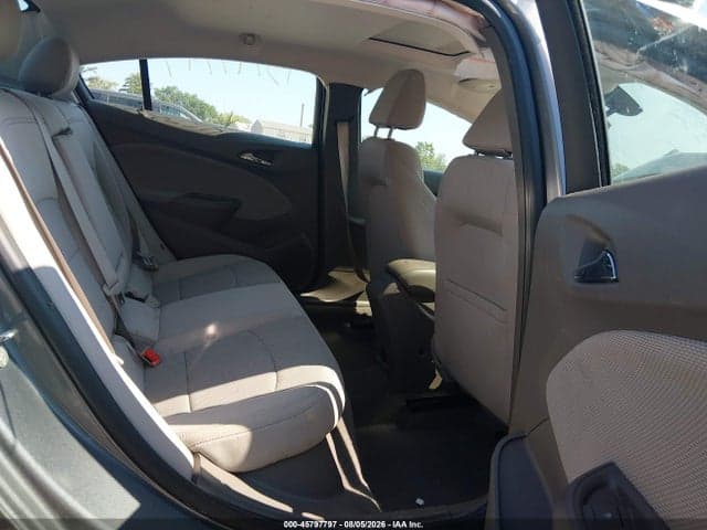 2018 CHEVROLET CRUZE LT AUTO 8