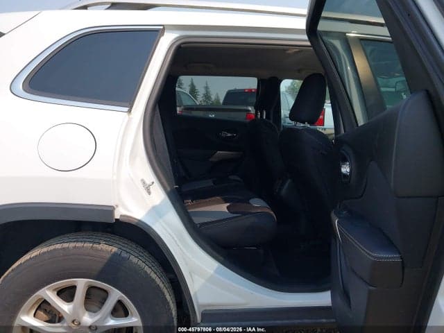 2018 JEEP CHEROKEE LATITUDE 4X4 8