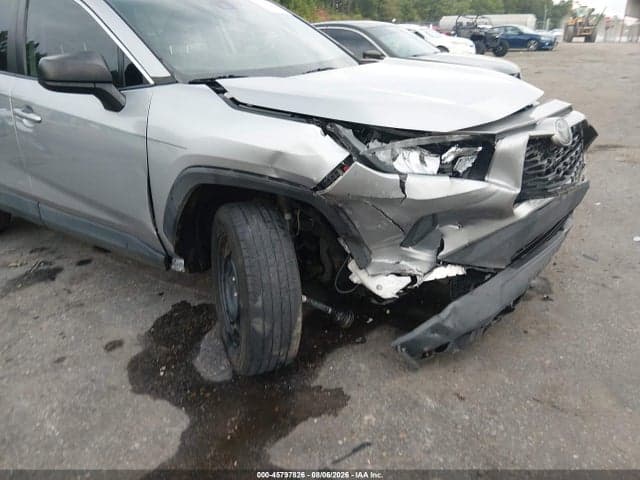 2020 TOYOTA RAV4 LE 18