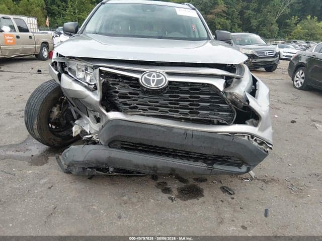 2020 TOYOTA RAV4 LE 6