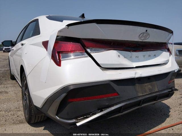 2025 HYUNDAI ELANTRA SEL SPORT 12