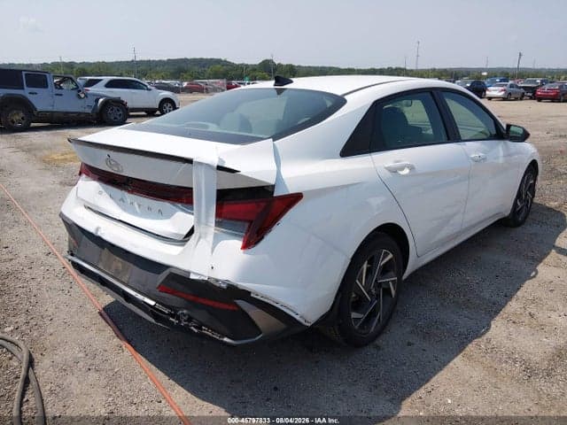 2025 HYUNDAI ELANTRA SEL SPORT 4