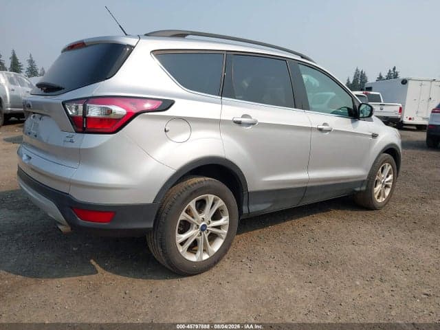 2018 FORD ESCAPE SE 4