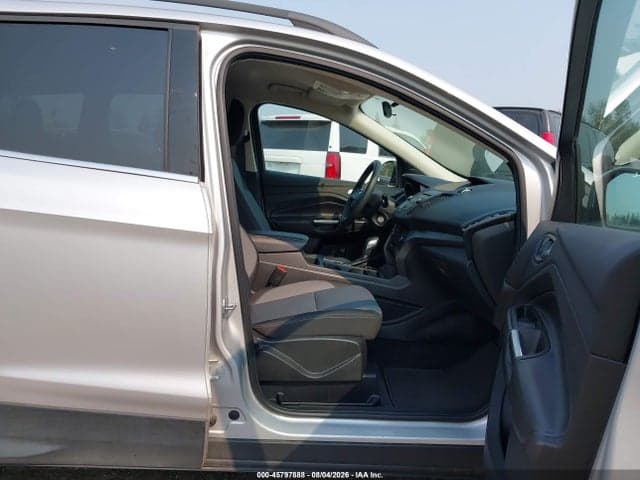 2018 FORD ESCAPE SE 5