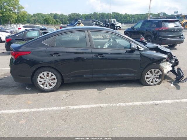 2019 HYUNDAI ACCENT SE 13