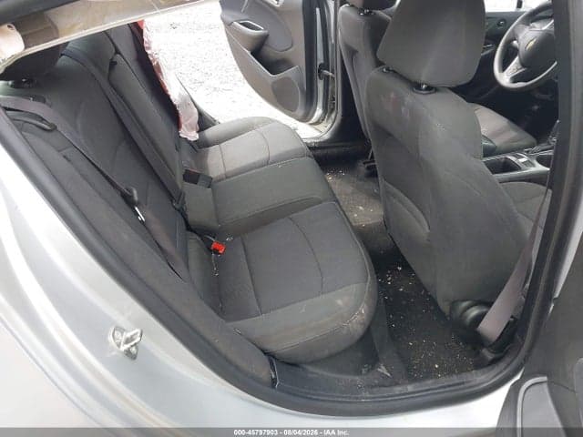 2017 CHEVROLET CRUZE LT AUTO 8