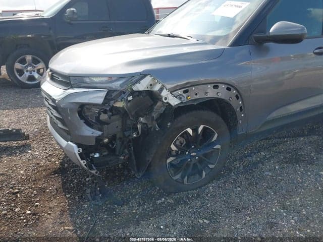 2021 CHEVROLET TRAILBLAZER FWD LT 6
