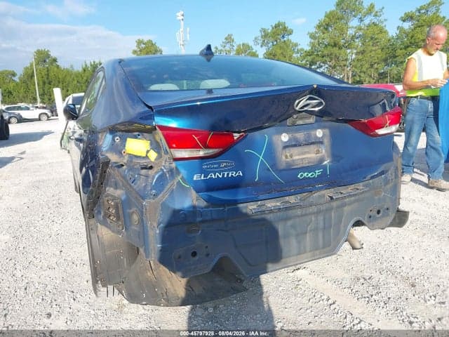 2017 HYUNDAI ELANTRA SE 6