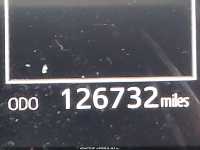 2019 TOYOTA CAMRY LE 14