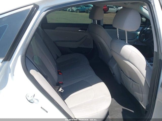 2018 HYUNDAI SONATA SE 8