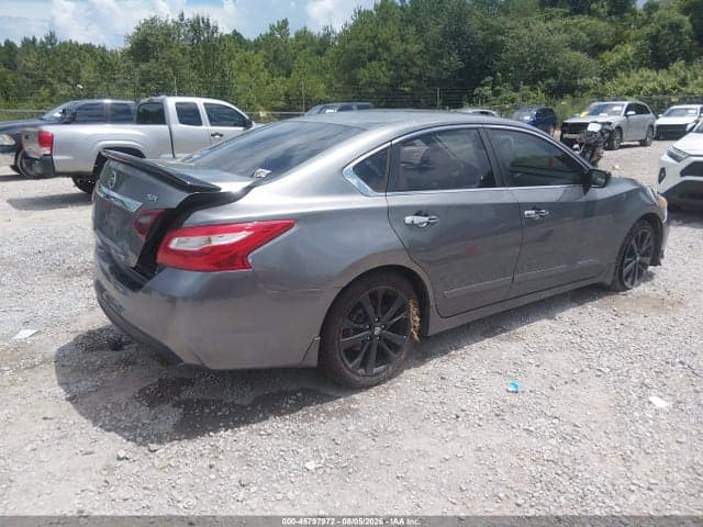 2017 NISSAN ALTIMA 2.5 SR 4