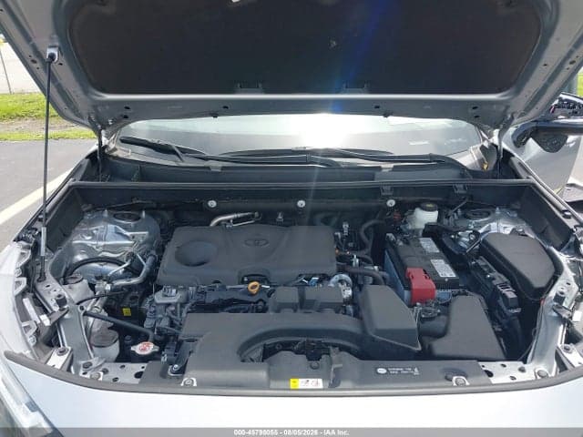 2025 TOYOTA RAV4 XLE 10