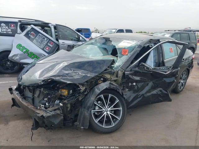 2017 TOYOTA CAMRY XSE 6