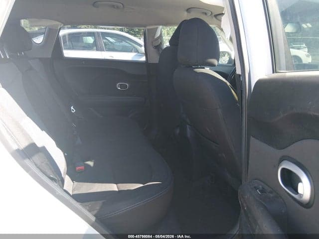 2017 KIA SOUL + 8